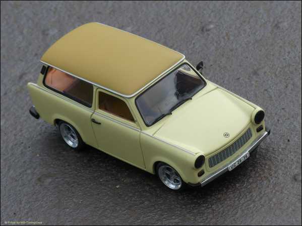 1:18 Trabant 601 Kombi Delux inkl. TR.Rennsport Alufelgen & OVP